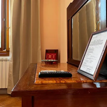 The Monna Lisa Bed & Breakfast 4*