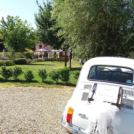 Bed & Breakfast La Valle Di Monna Lisa 2*